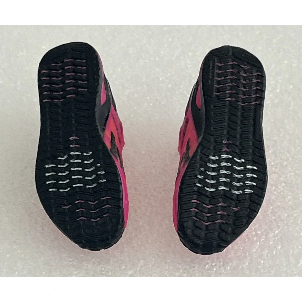 Zuru Mini Brands Figurine/Doll Mini‎ Reebok Toy Sneakers